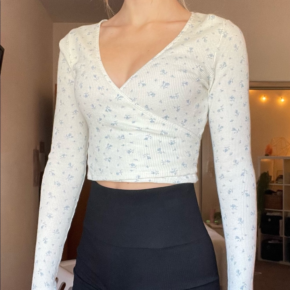 Brandy Melville floral thermal coco long sleeve wrap top